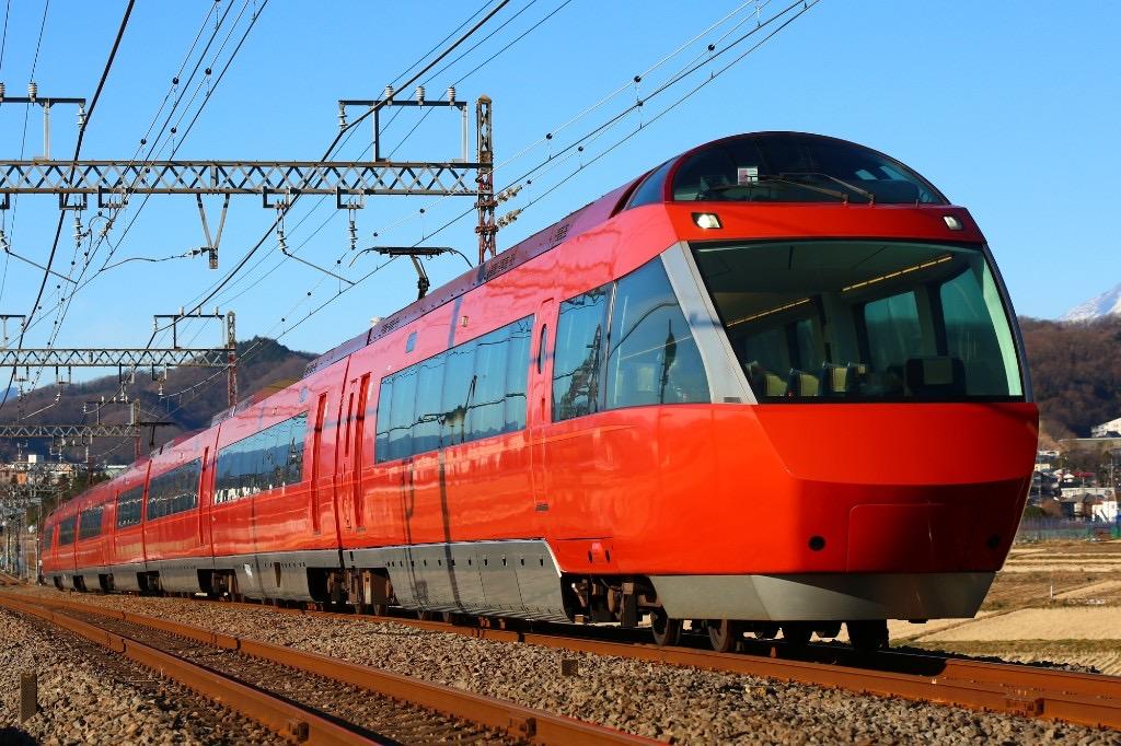箱根湯本へ向かう小田急ロマンスカー