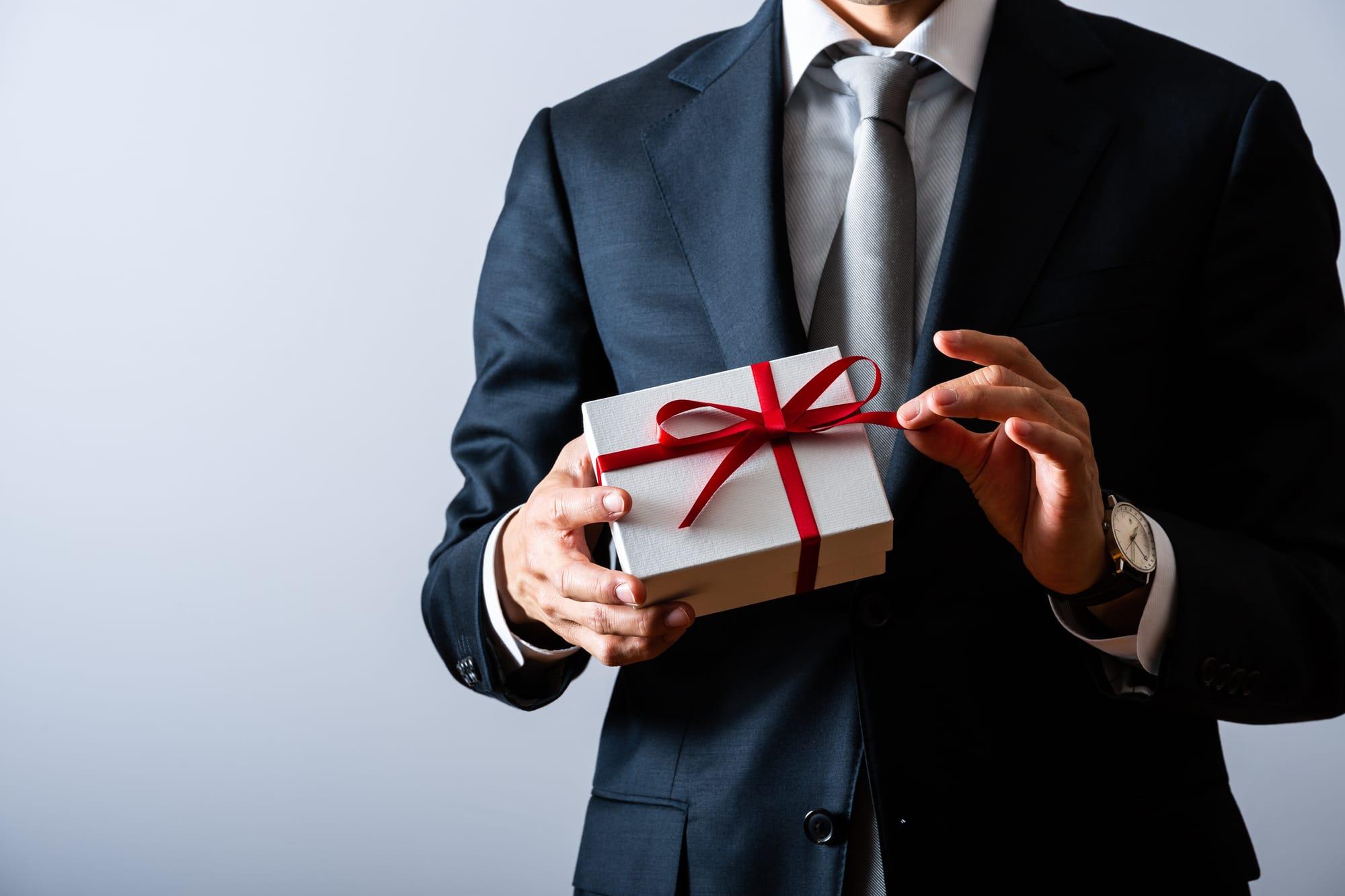 男性に贈る誕生日プレゼントは「体験ギフト」で差をつける！人気ギフトランキングから選び方のコツまで徹底解説