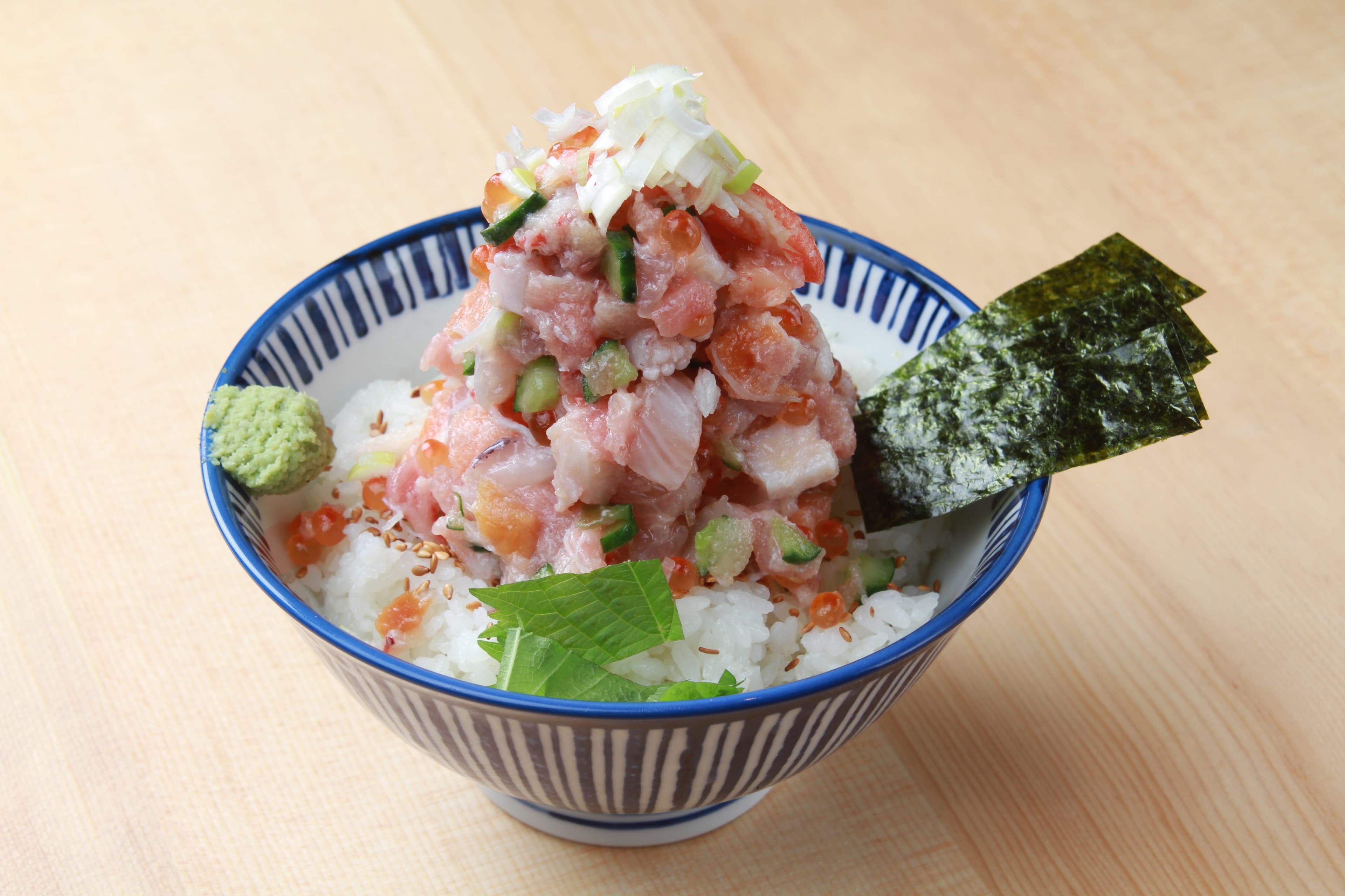 [平日限定]市場の“もったいない”を丸の内で味わいつくす、魚介アラカルト体験