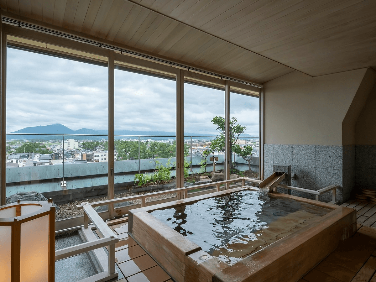 皆生温泉 皆生つるや 四季を奏でるさらさの宿