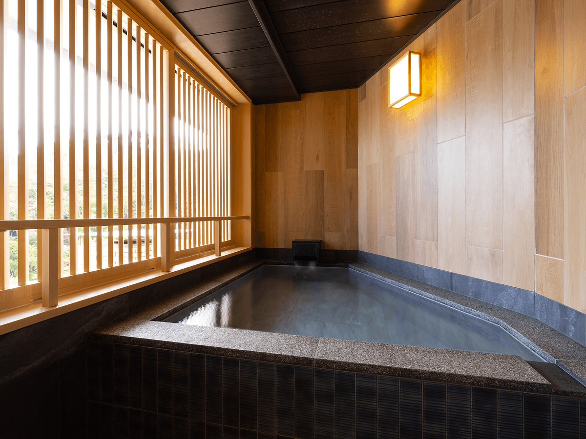 フォレストリゾート　ゆがわら　水の香里