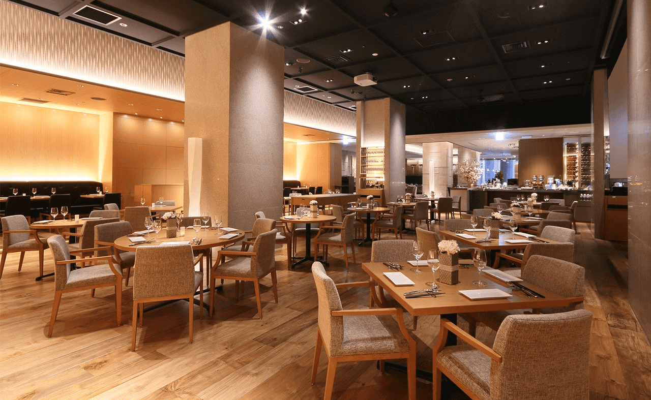 桜アート空間での記憶に残るディナー体験・飲み放題付き全6品|THE SAKURA DINING TOKYO